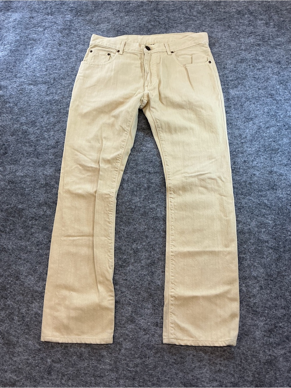 VR Tannish/Cream Colored Straight Leg Mid Rise Jeans AA